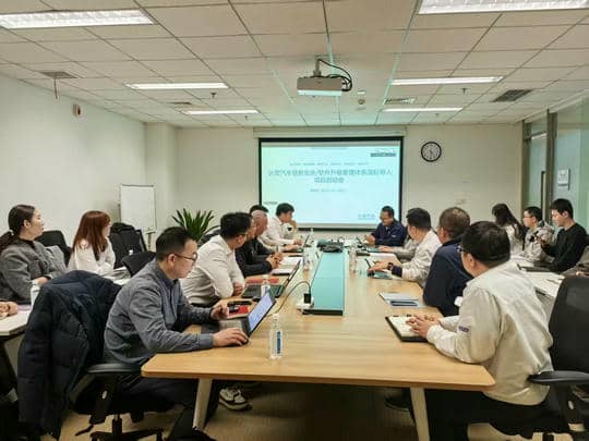 915823493516402688.jpg 915823493516402688.jpg